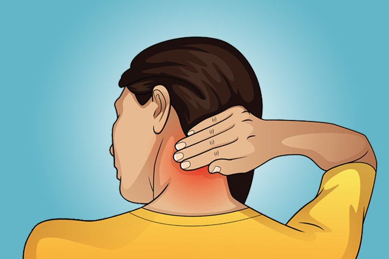 איך לטפל בצוואר תפוס + מתיחות יעילות